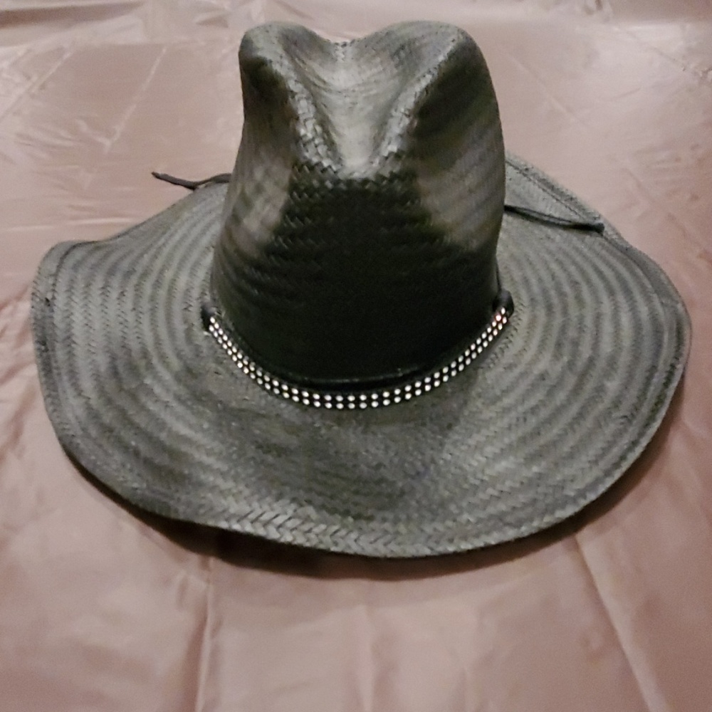 Black cowboy hat